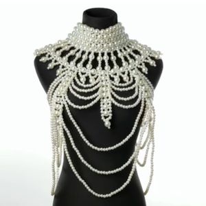 Absolutely stunning Pearl body chain.